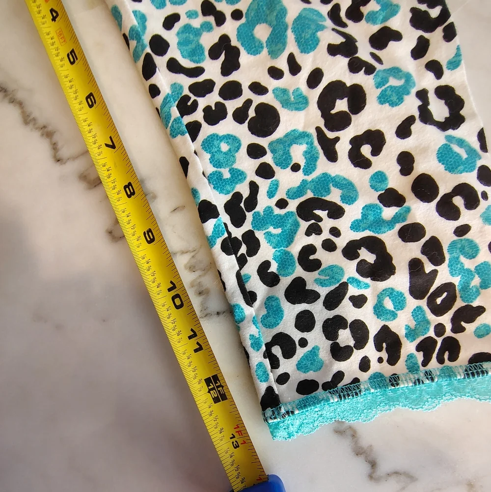 Justice Aqua Black White Leopard Print Lace Hemmed Capri Leggings Size 14 Girls